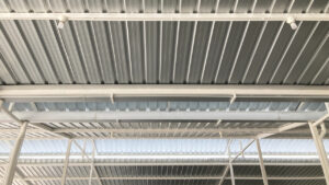 Telhas Metálicas: Como Escolher o Tipo Ideal para Sua Obra