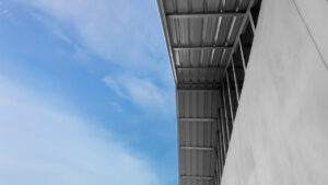 Coberturas e fechamentos eficientes para todos os tipos de empreendimentos